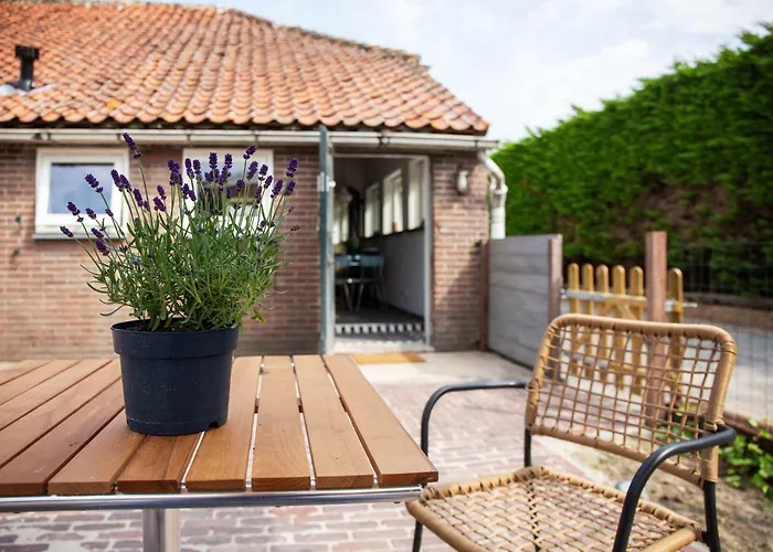 Lavender Apartamento Achthuizen